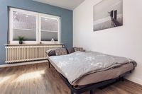 Gro&szlig;es Schlafzimmer